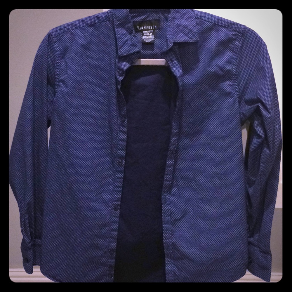 Van Heusen button down long sleeve